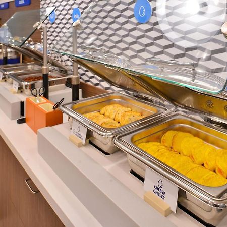 Holiday Inn Express & Suites Phoenix/Chandler Ngoại thất bức ảnh