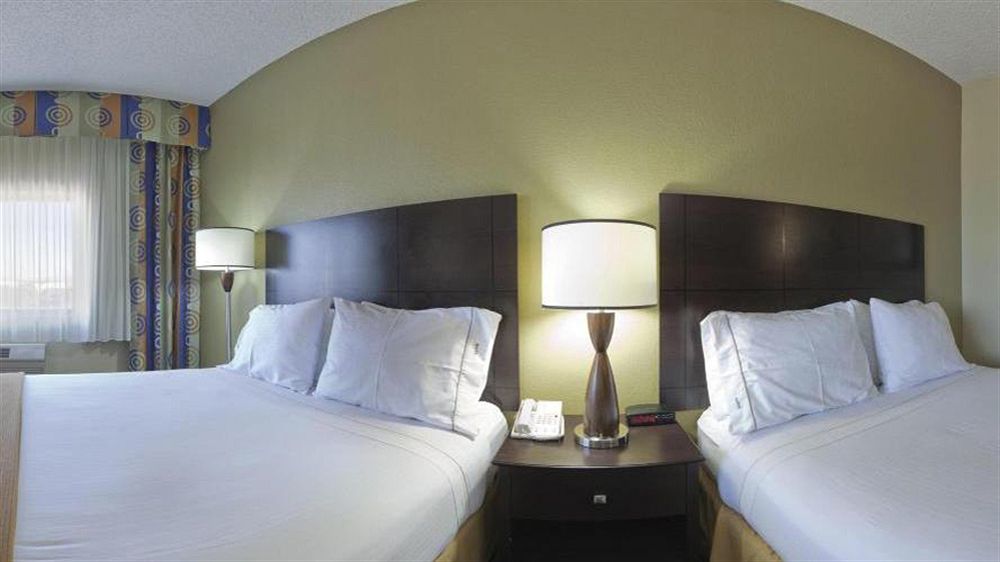Holiday Inn Express & Suites Phoenix/Chandler Ngoại thất bức ảnh