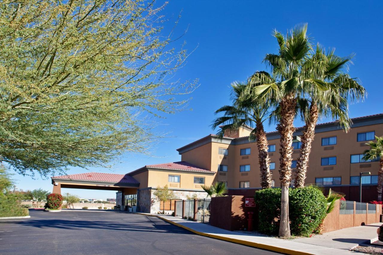 Holiday Inn Express & Suites Phoenix/Chandler Ngoại thất bức ảnh
