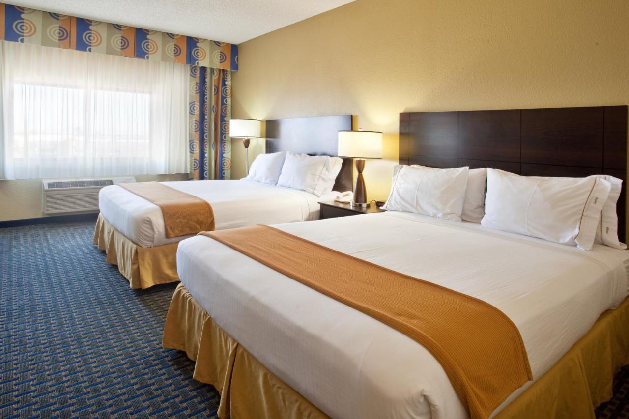Holiday Inn Express & Suites Phoenix/Chandler Ngoại thất bức ảnh